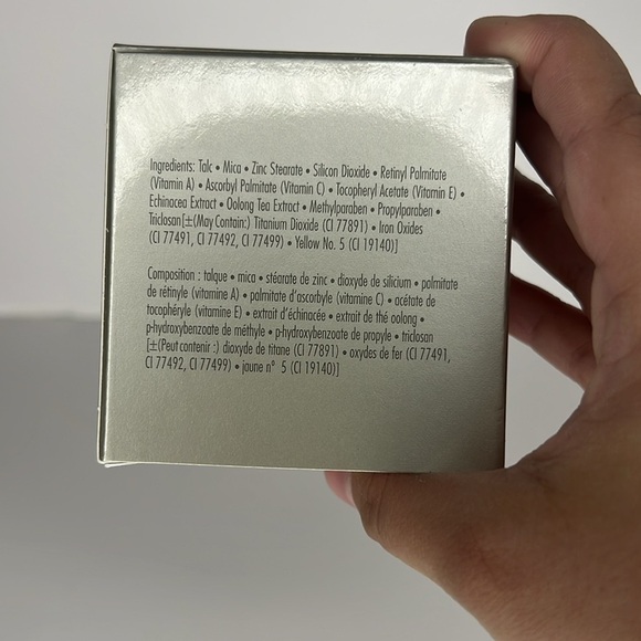 NIB Nicole Miller Final Touch Loose Powder Full Size .91 oz. - Picture 4 of 5